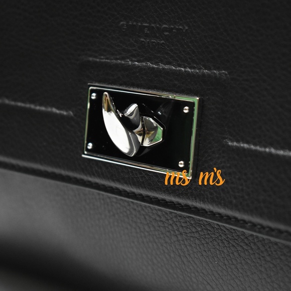 NWT GIVENCHY large black leather Shark tote - Picture 3 of 8